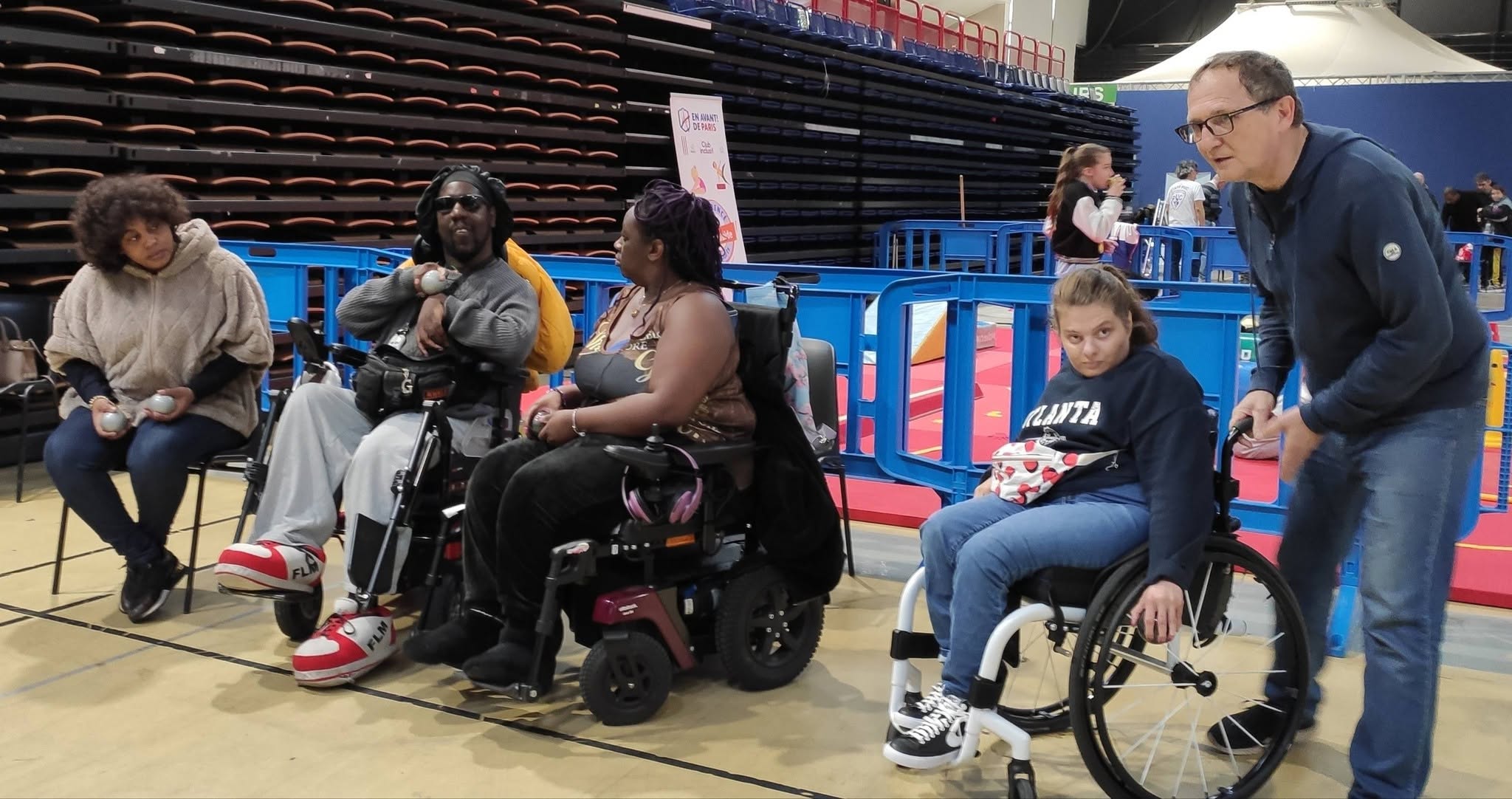Nous avons proposé la pratique de la Boccia et le la Para Boule d'intérieur.
